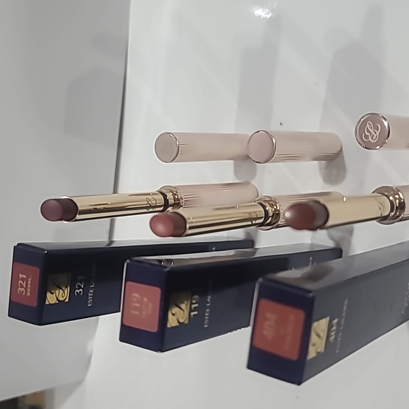 CHOOSE SHADE ✅ Estee Lauder Pure Color Explicit Slick Shine Lipstick✨ BNIB - Picture 15 of 16